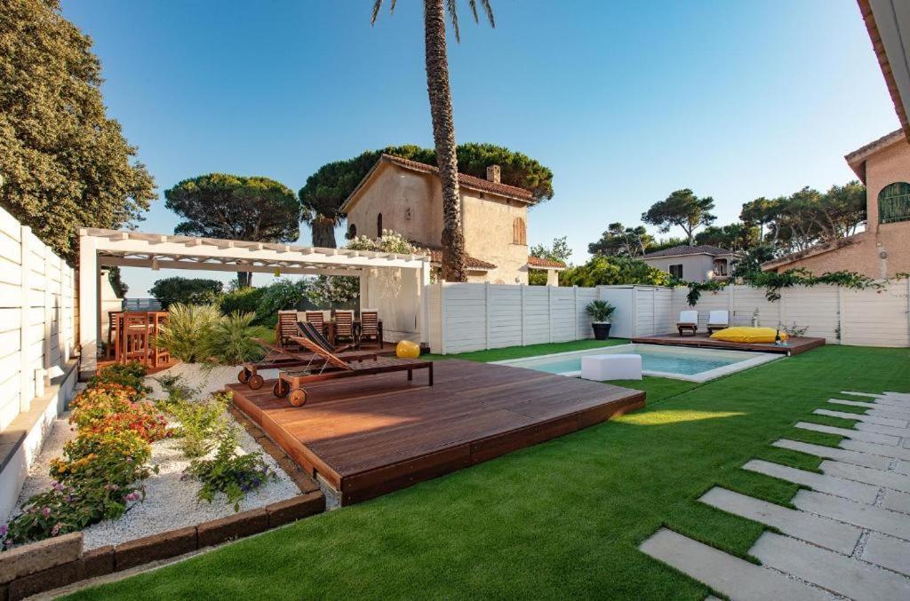 B&B La Porta Sulla Spiaggia Quartu SantʼElena Εξωτερικό φωτογραφία